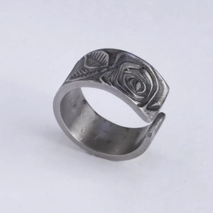 ﻿Rose﻿
